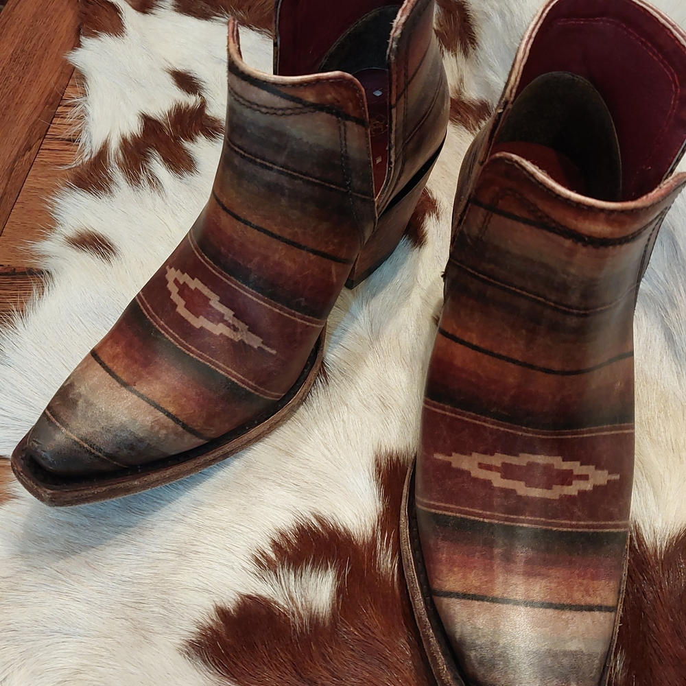 Ariat Women's Ankle Boots - Brown and Tan